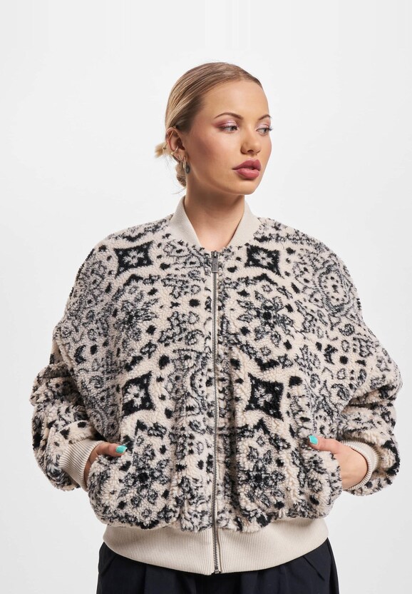 Metal Signature Paisley Teddy-2
