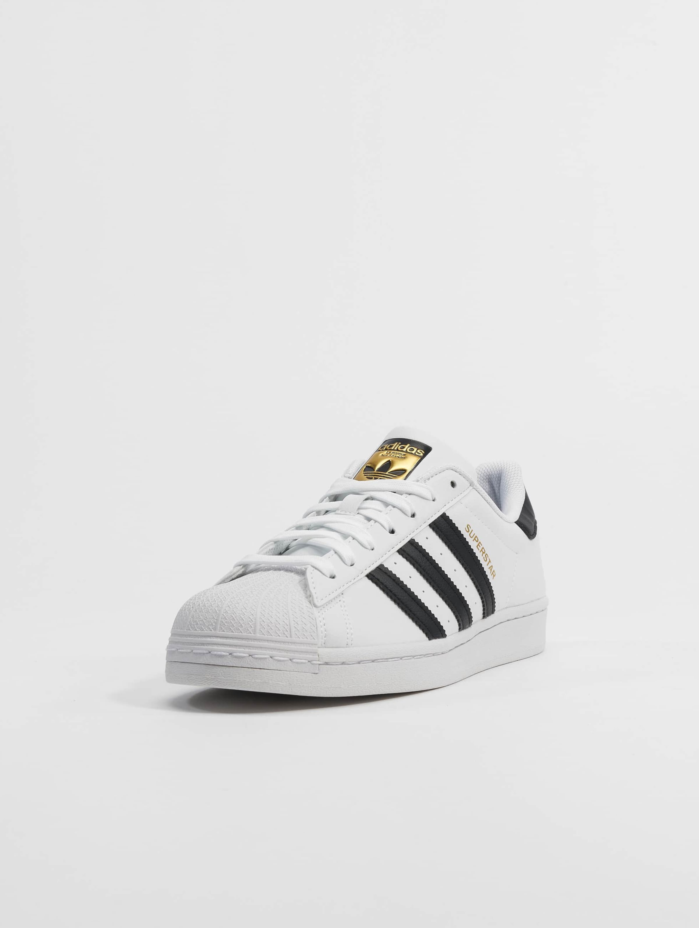 Adidas originals women's superstar hotsell sneaker 75