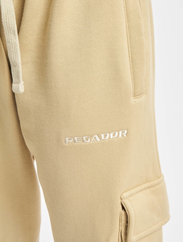 Avenue Cargo-4