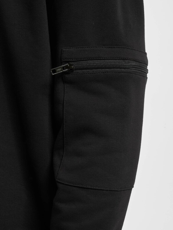 Training Terry Crew-3