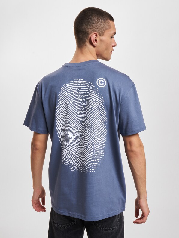 Fingerprint Oversize-1