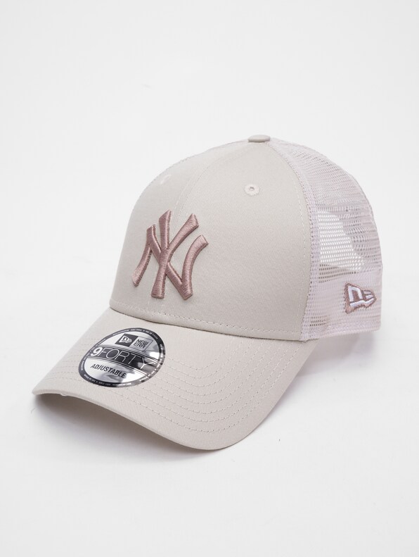 HOME FIELD 9FORTY TRUCKER New York Yankees-0