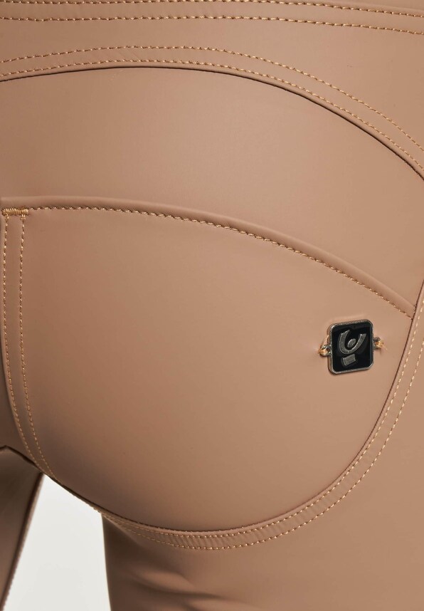 WRUP Vegan Leather Damen Push Up High Waist Cropped Wide Leg -3