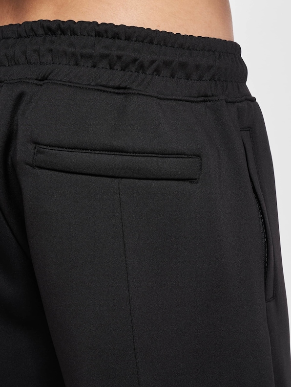PEGADOR Tripp Logo Wide Track Short-3