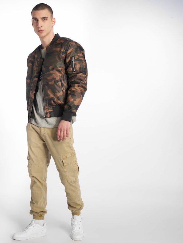 Camo Basic Bomber-5