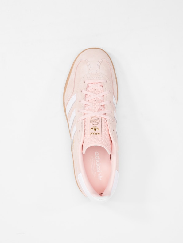 Gazelle Indoor-4