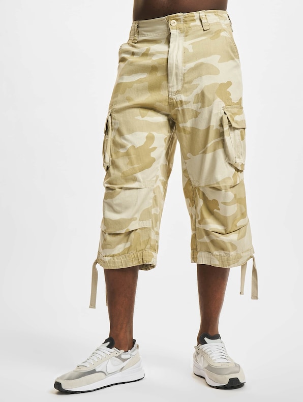 Urban Legend Cargo 3/4 Shorts-2