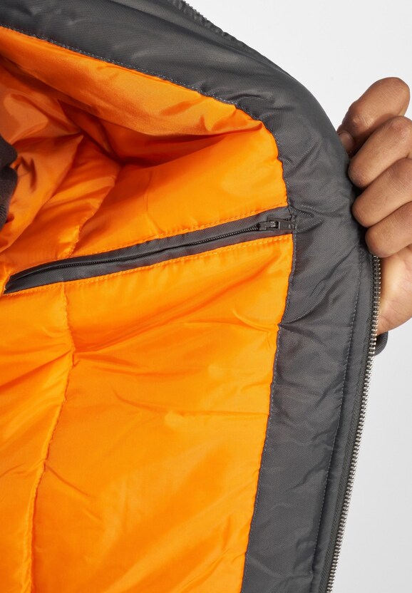 Basic Bomber -2