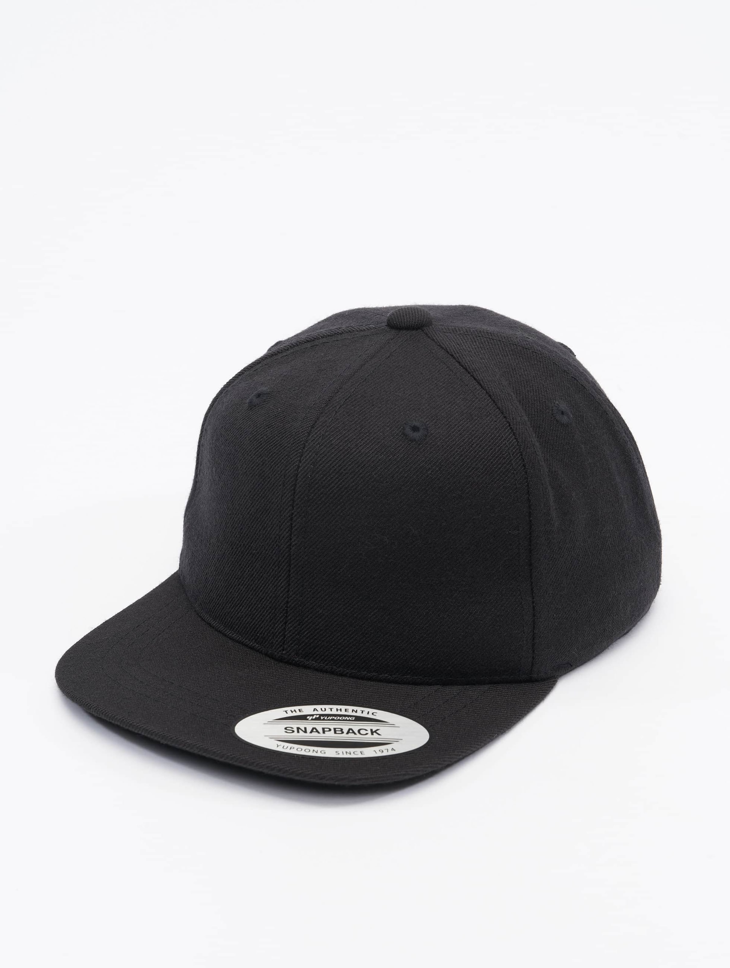 Flexfit store cap snapback