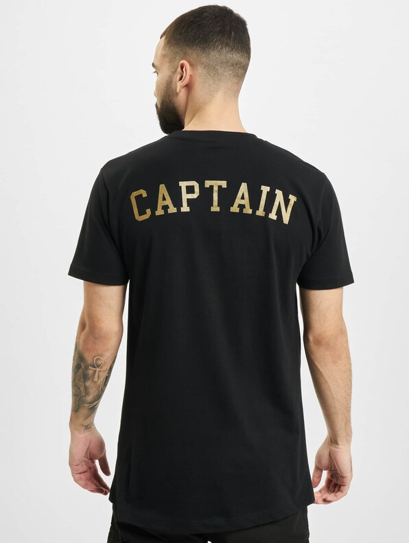 Captain Tee-1
