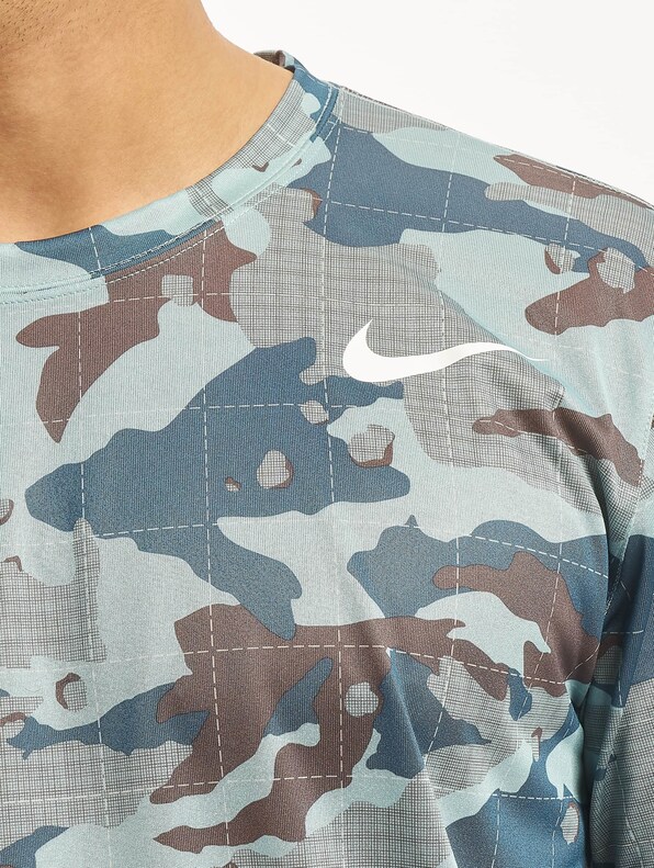 Nike Dri-Fit Legend Camo All Over Print T-Shirt Ocean-3