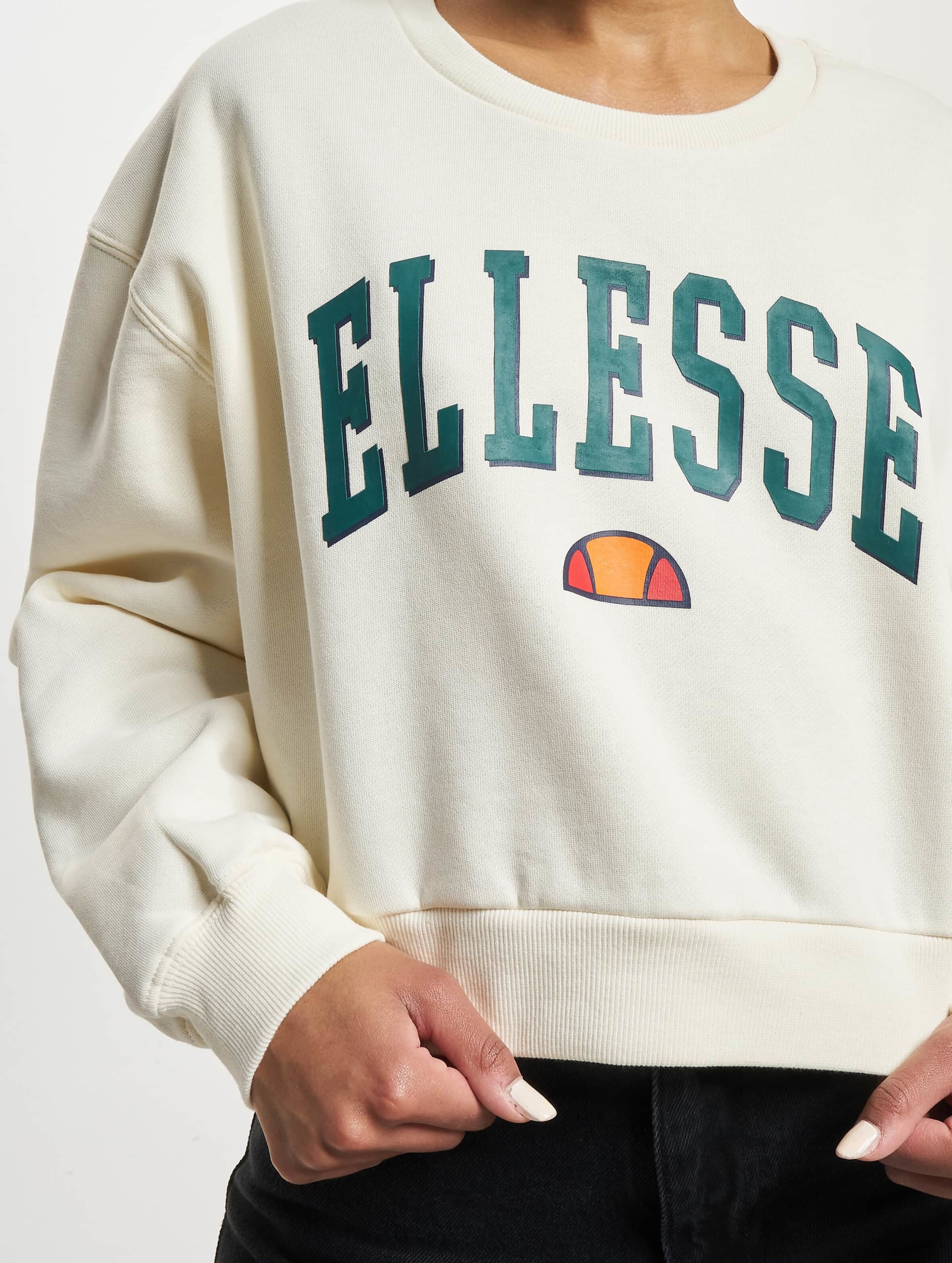 Sweat ellesse hotsell crop top