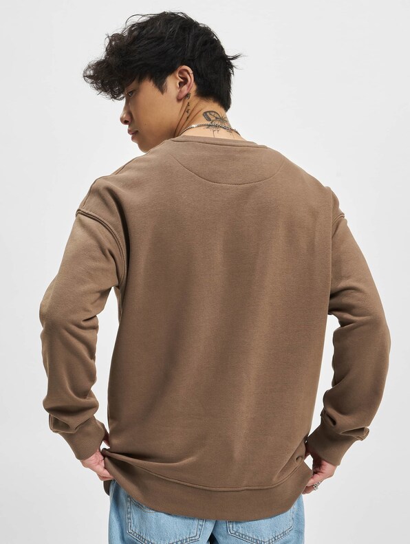 Star Crew Neck-1