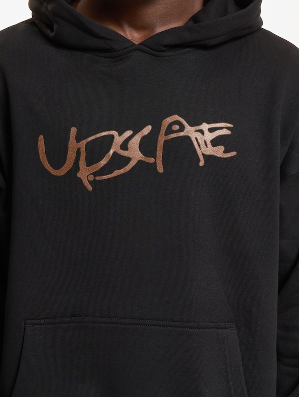 Upscale Giza Oversize-4