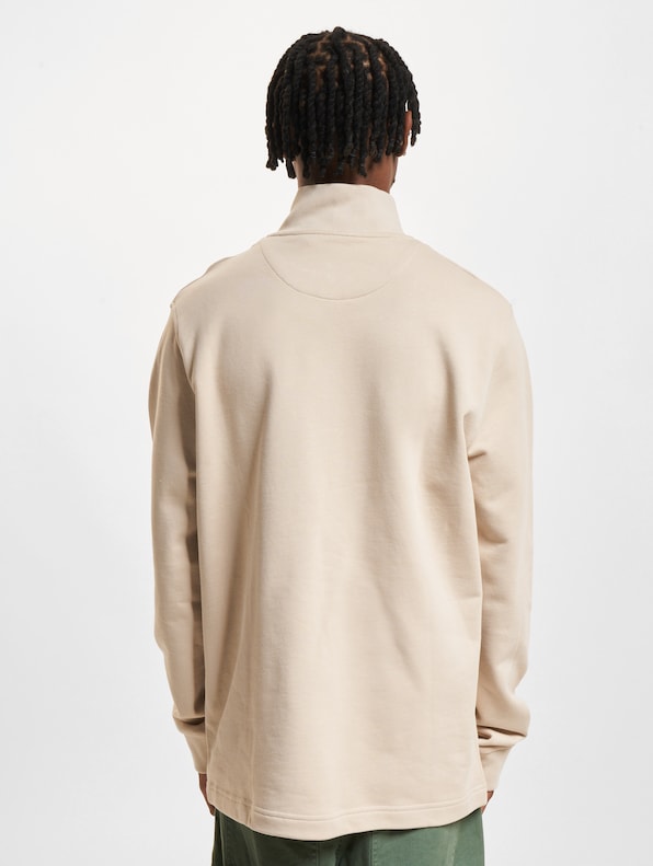 Tipped Rib Funnel Neck-1