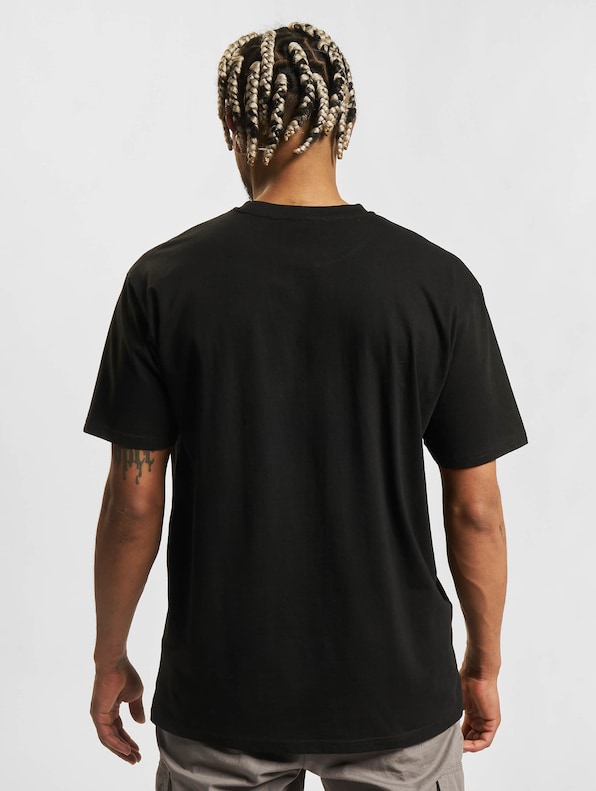 Upscale Dmx Armscrossed Oversize-1