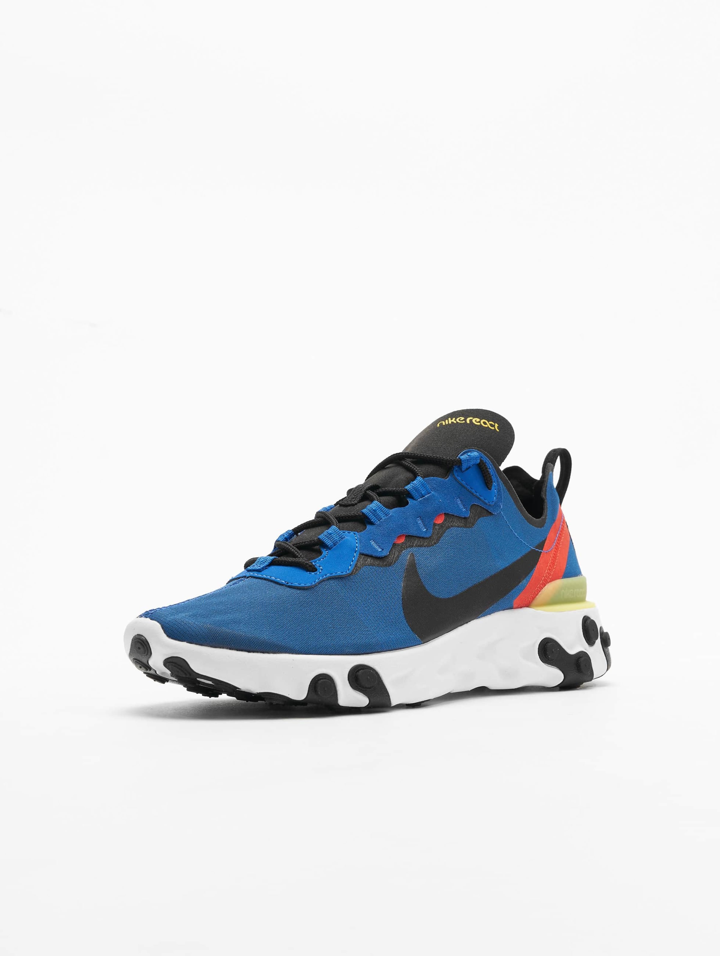 Do nike react sale element run small