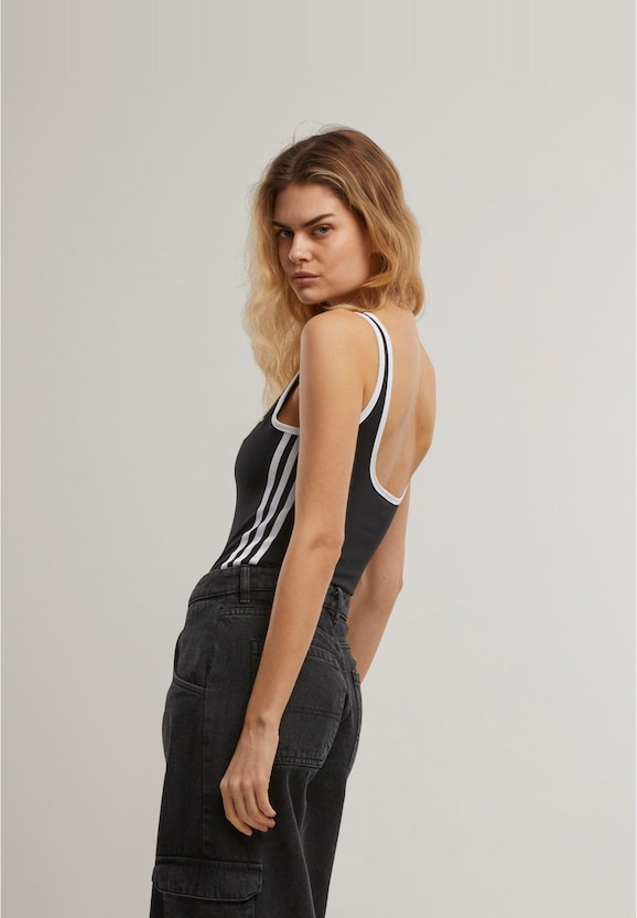 3 Stripes-1