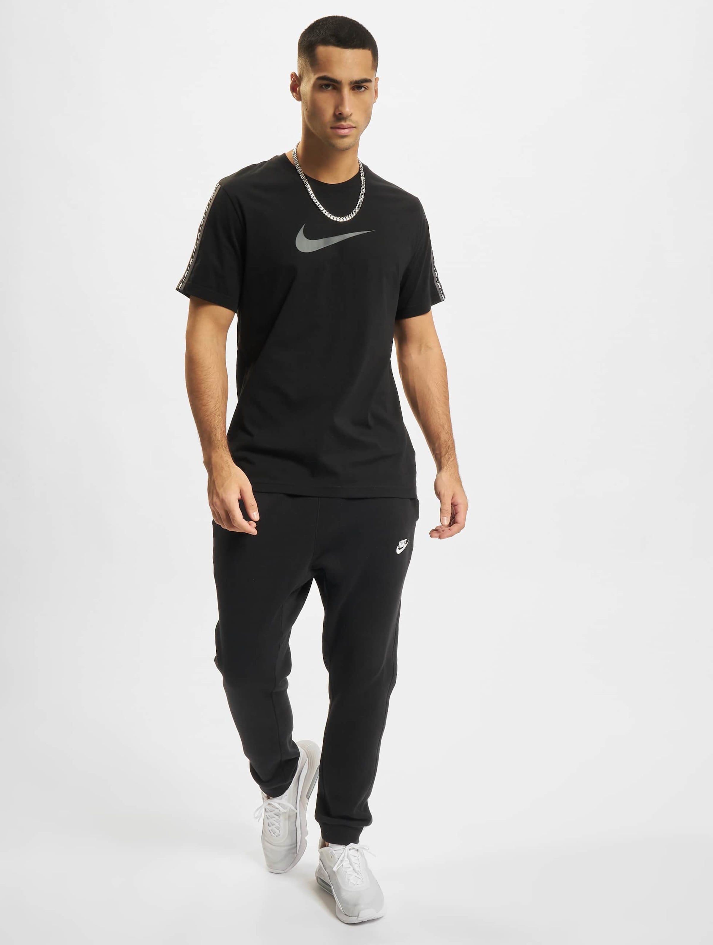 Nike repeat discount