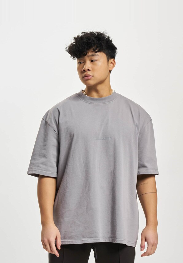 Colne Logo Oversized Vintage-1