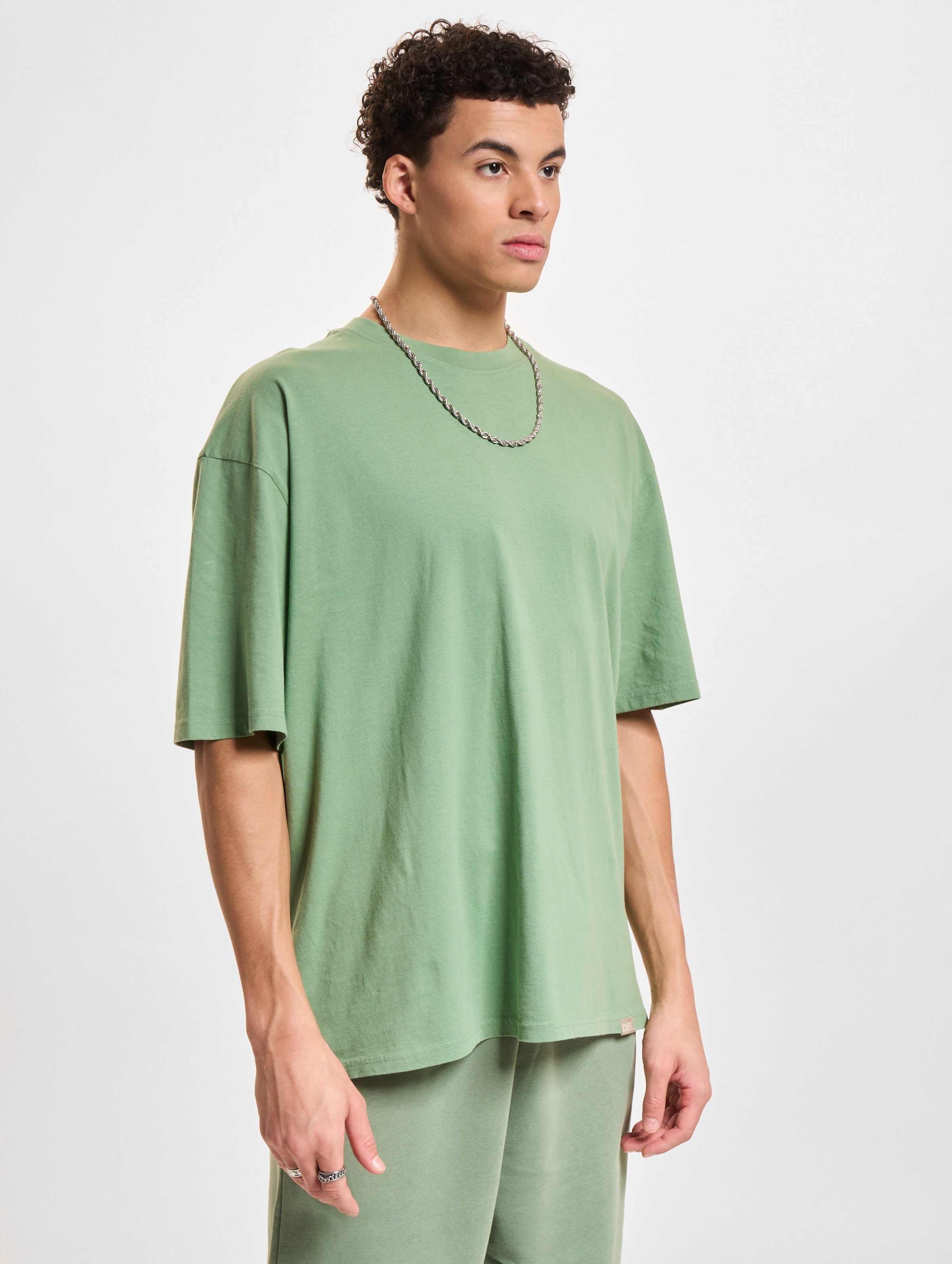 DEF Oversized T-Shirt Mannen op kleur groen, Maat L