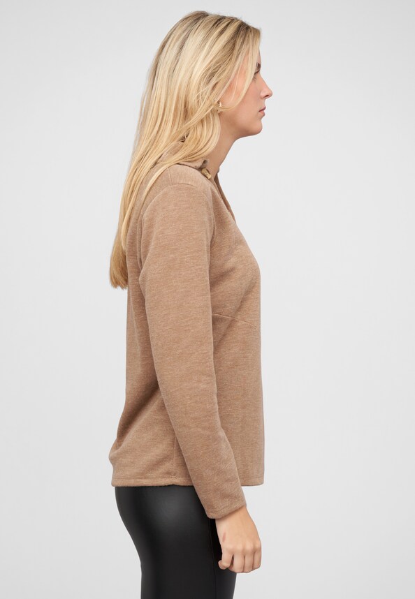 Pullover mit asymetrischer Knopfleiste-3