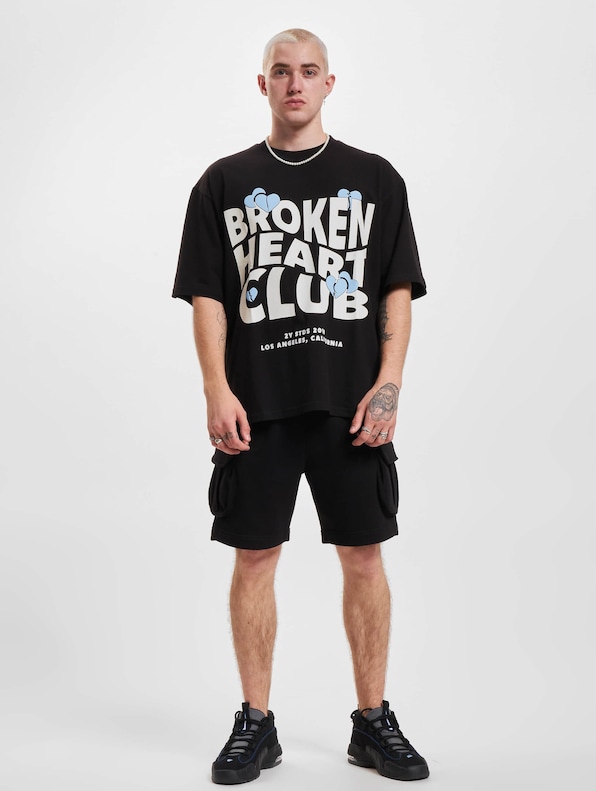 2Y Studios Broken Heart Club Oversize T-Shirt-4