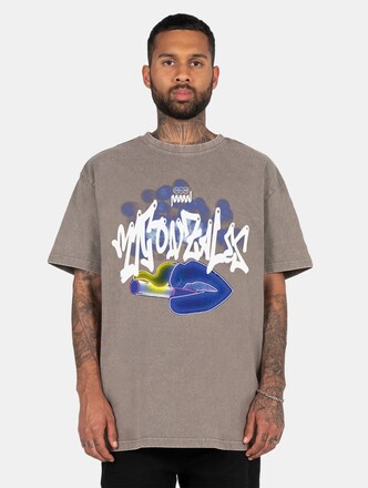 MJ Gonzales Kiss x Heavy Oversized Acid Washed T-Shirts