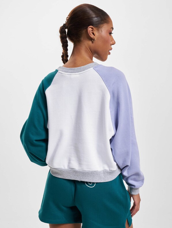 Levi's® Vintage Raglan Sweatshirt Bright-1