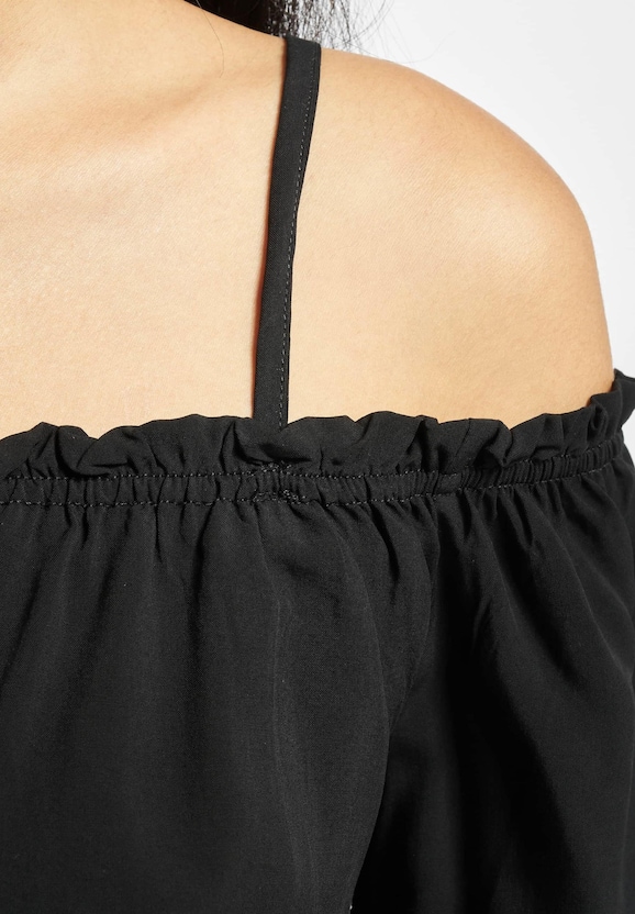 Cold Shoulder-2