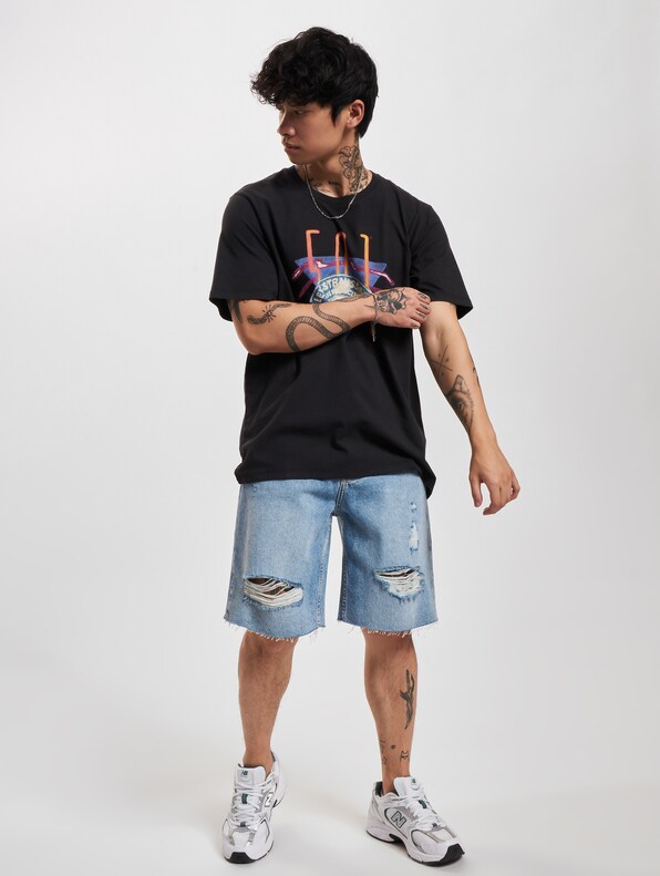 Levis Graphic T-Shirt-3