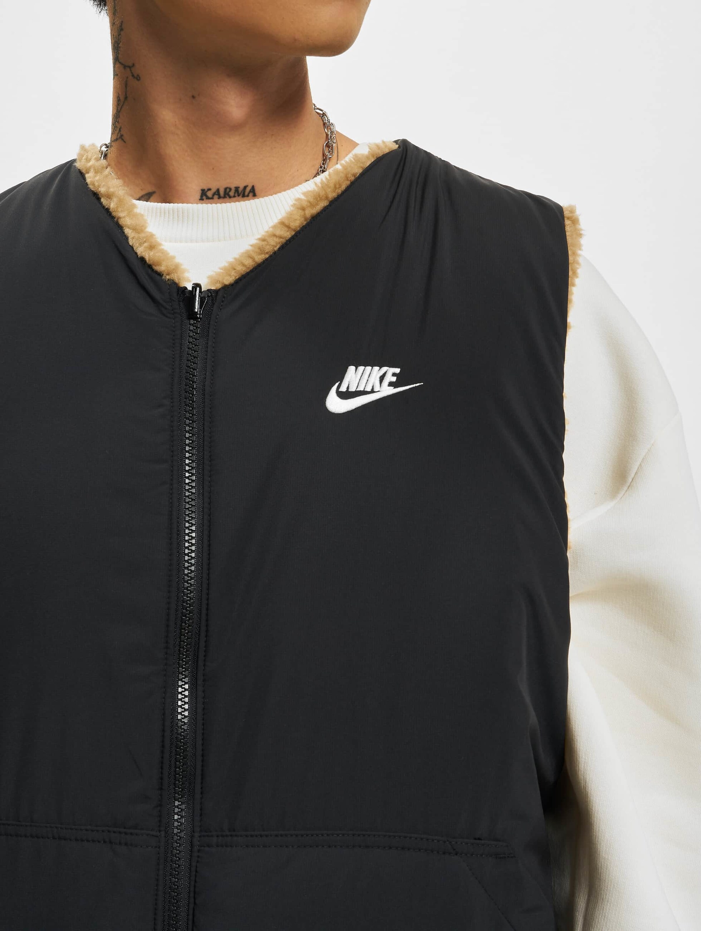 Nike sales supreme vest