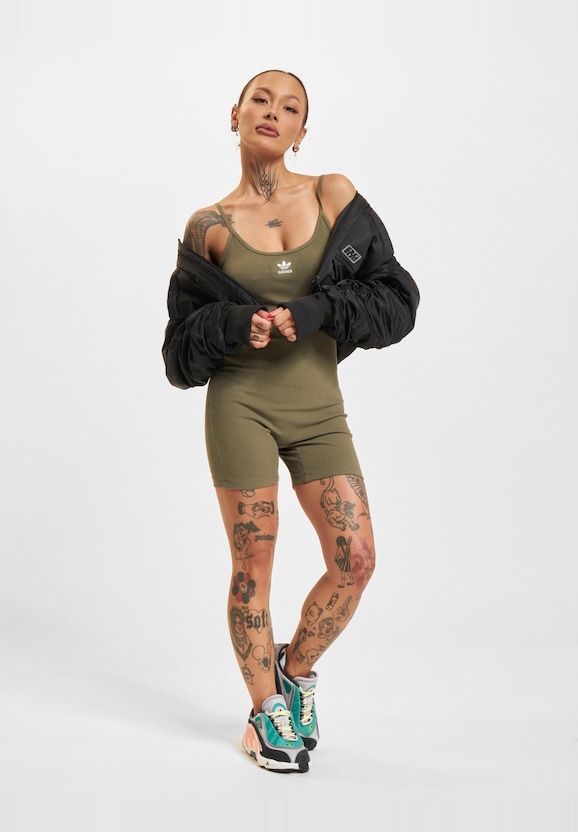 Ess Onesie-4