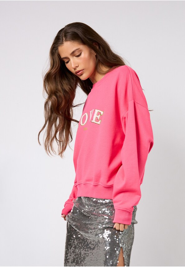 Regular Sweater Love-2