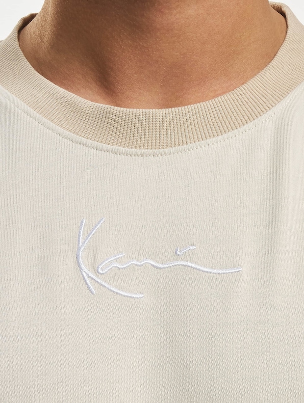 Small Signature Metaverse Block-4