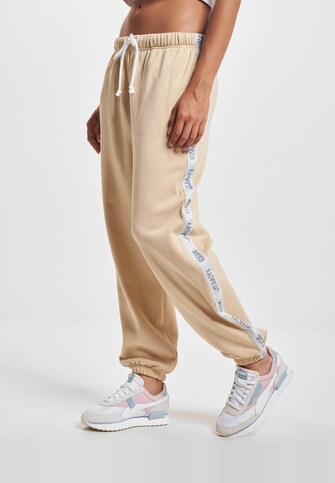 Levi's® Graphic Laundry Sweat Pants