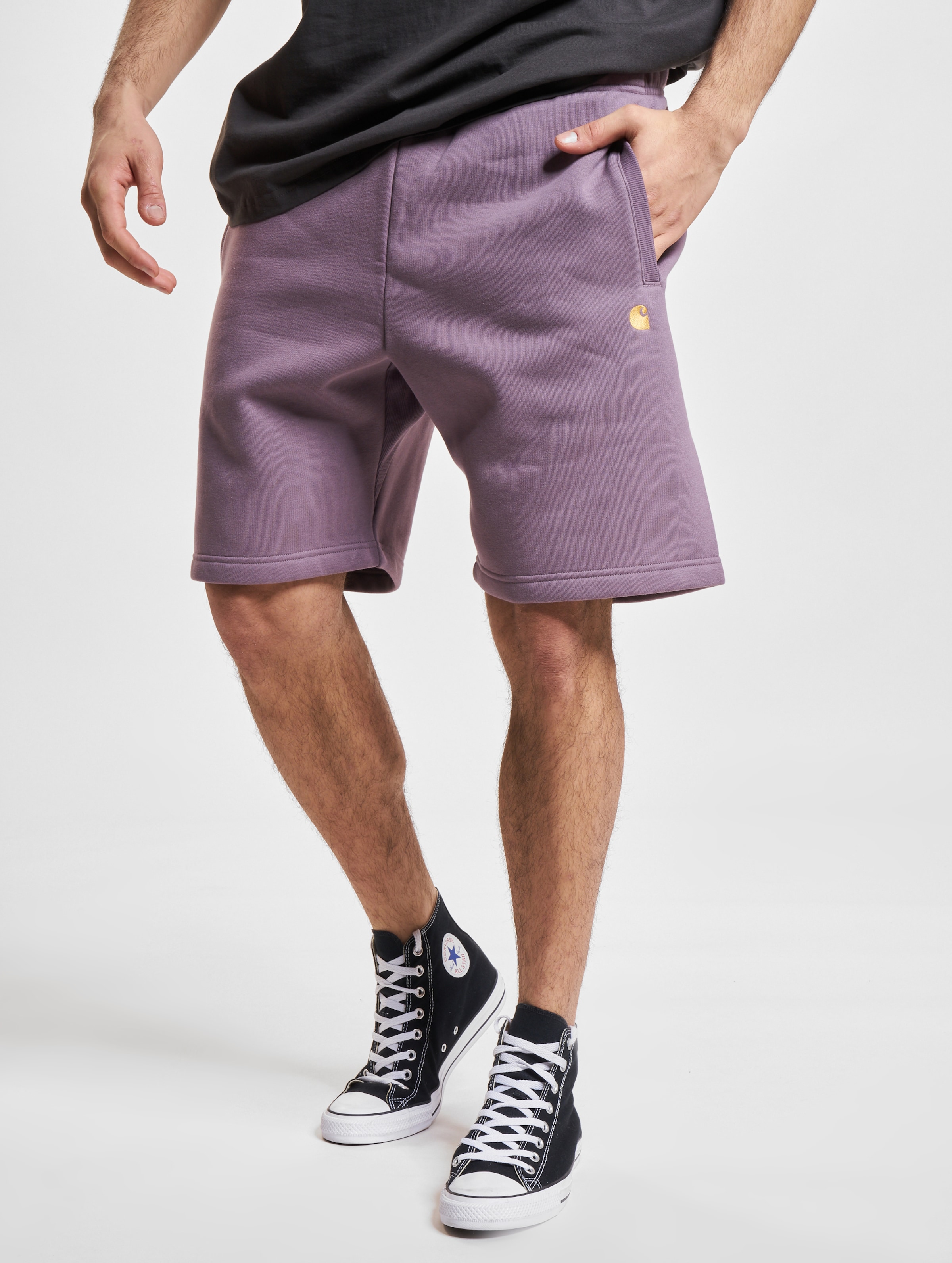 Carhartt wip chase outlet shorts