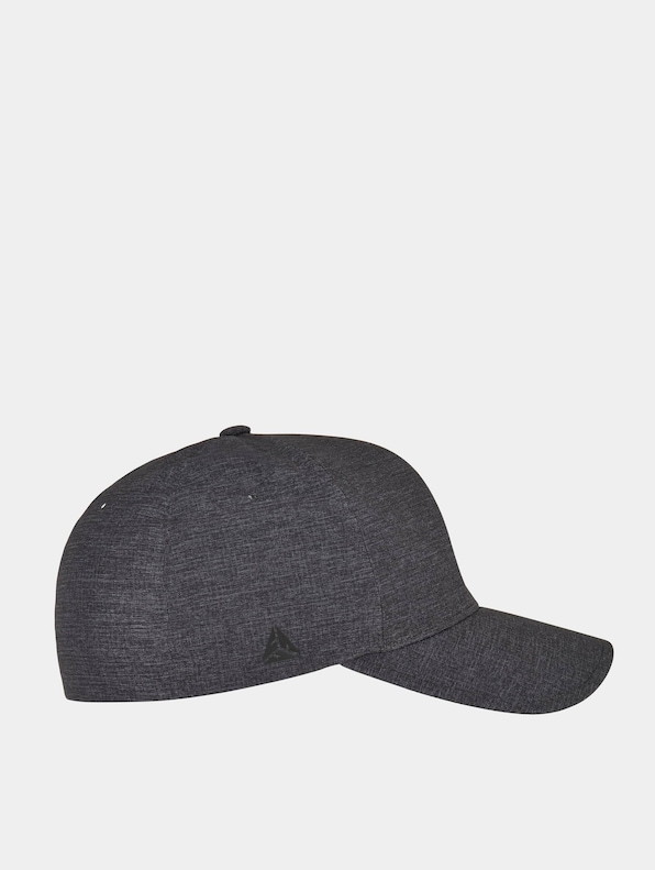 Flexfit Delta Carbon Flexfitted Cap-4