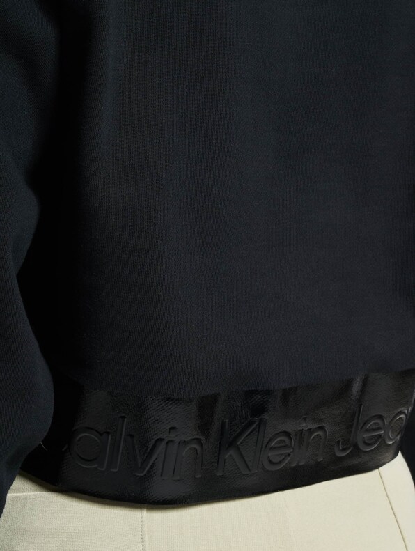 Calvin Klein Shiny Logo Blocking Pullover-3
