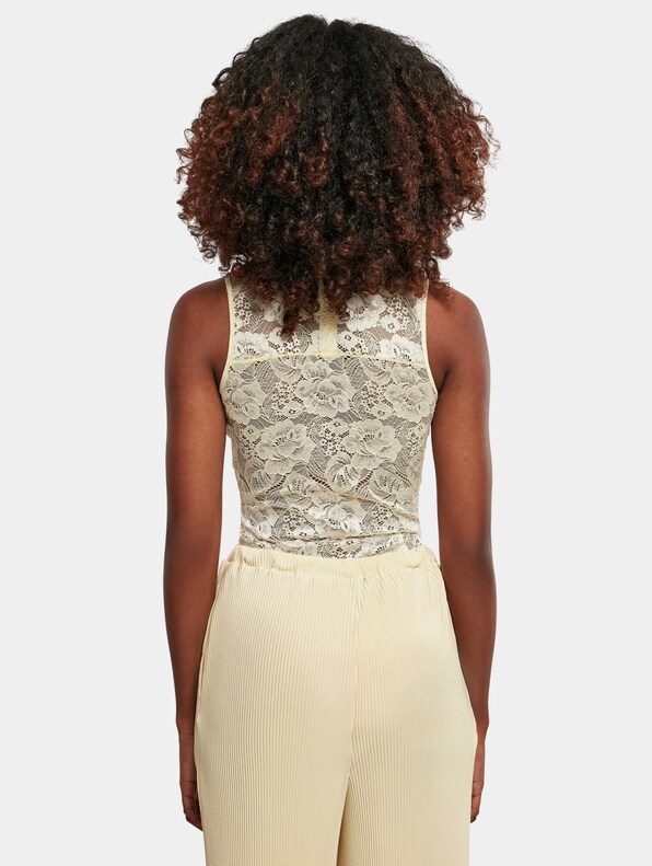 Ladies Laces -1