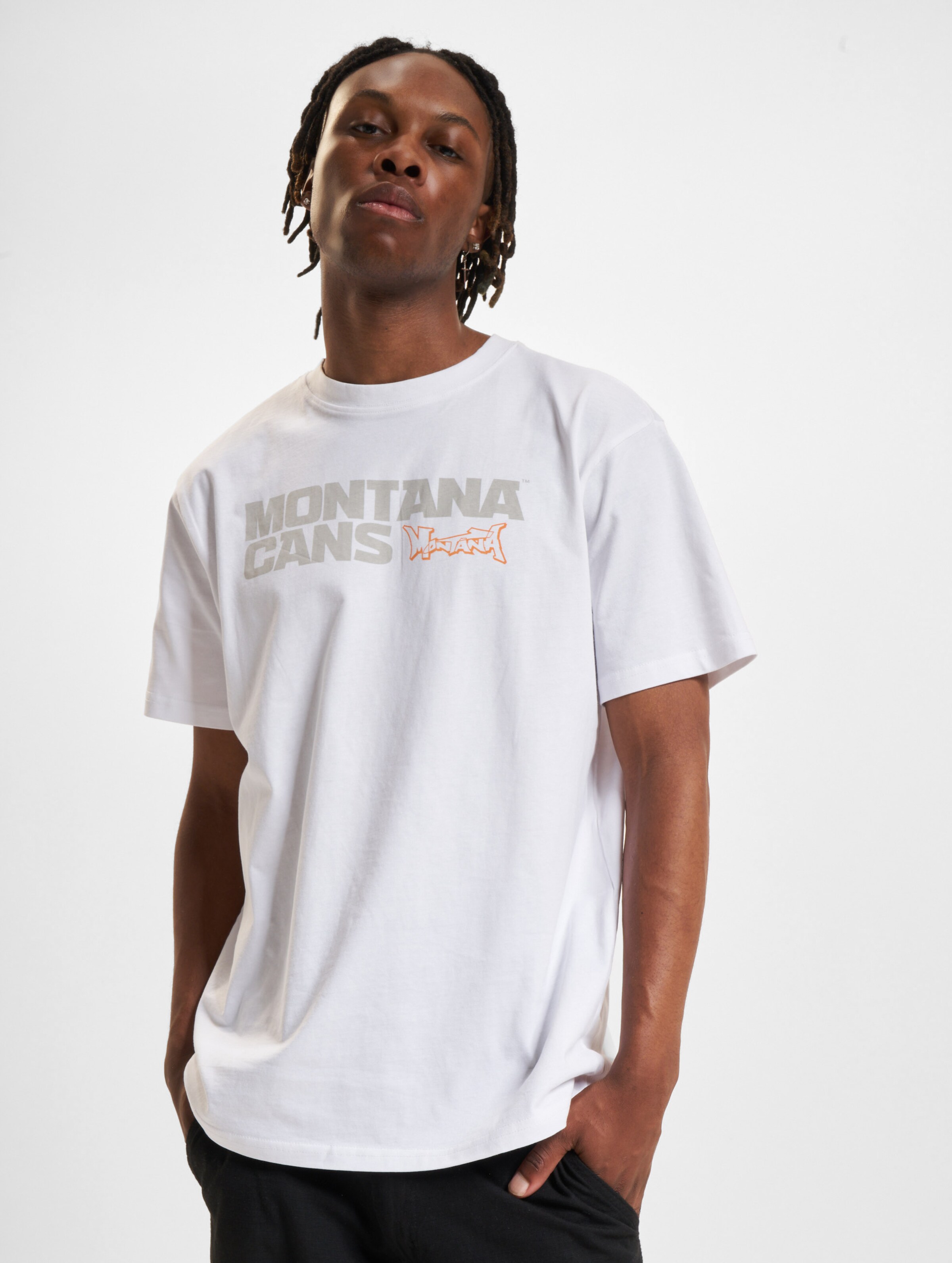 Montana Typo Logo T-Shirt op kleur wit, Maat L