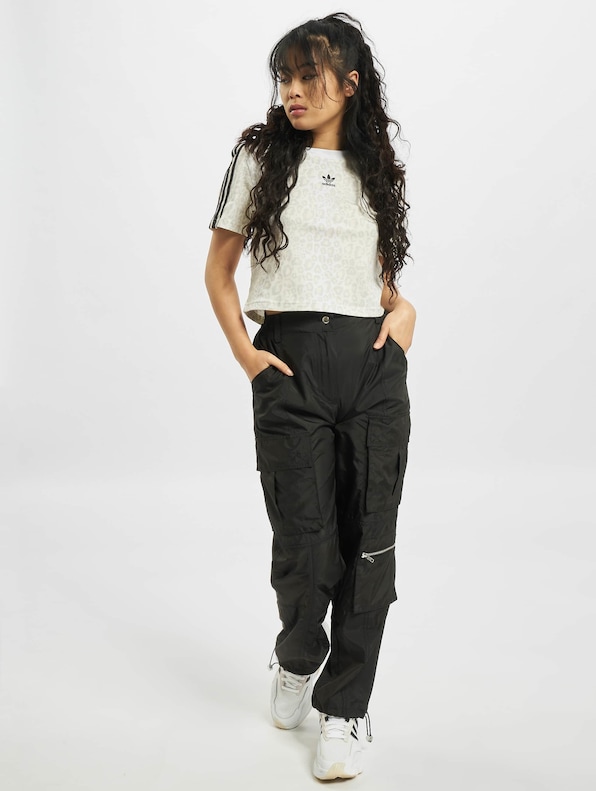 adidas Cropped T-Shirt-5