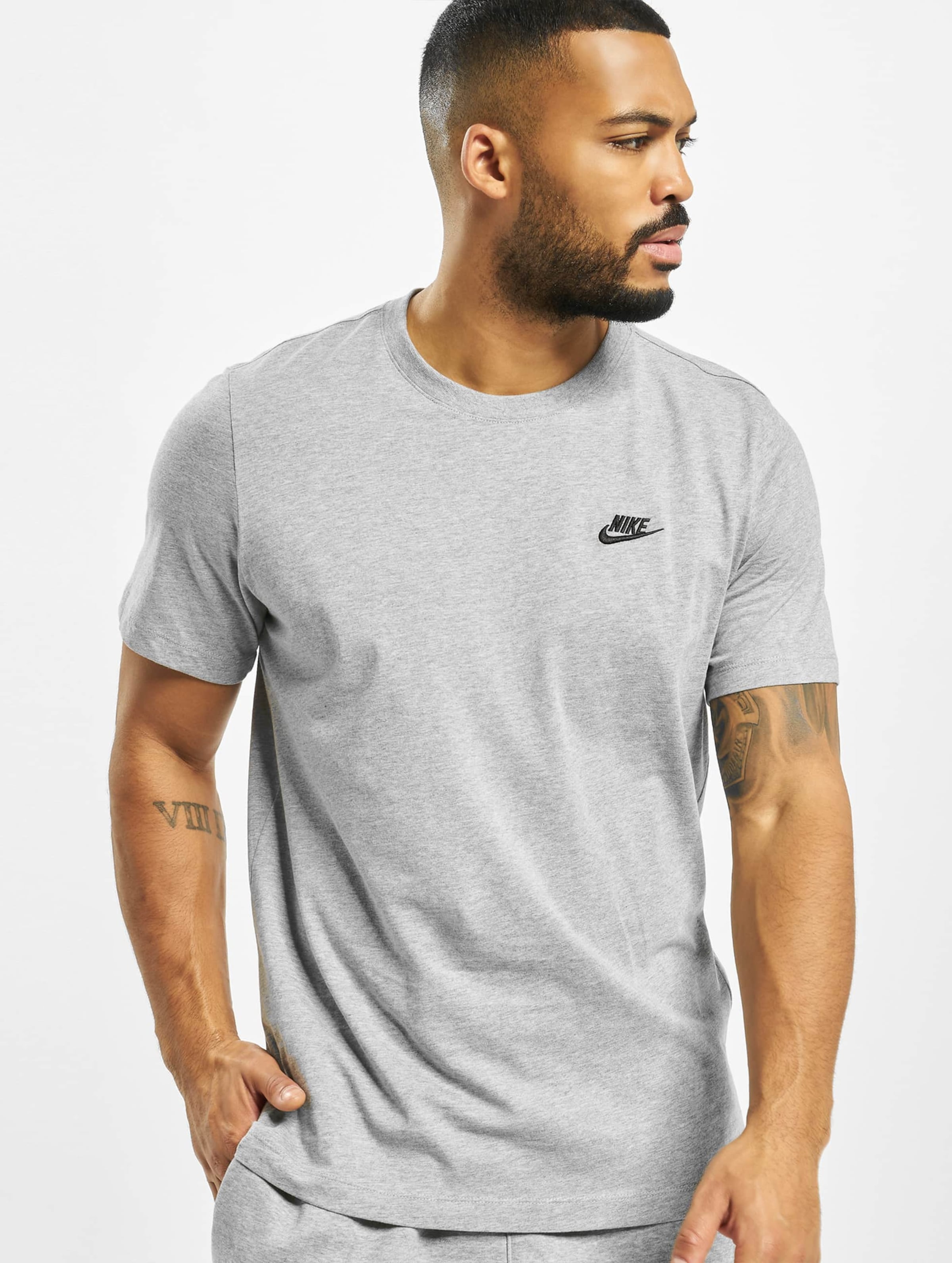 Nike club futura t clearance shirt