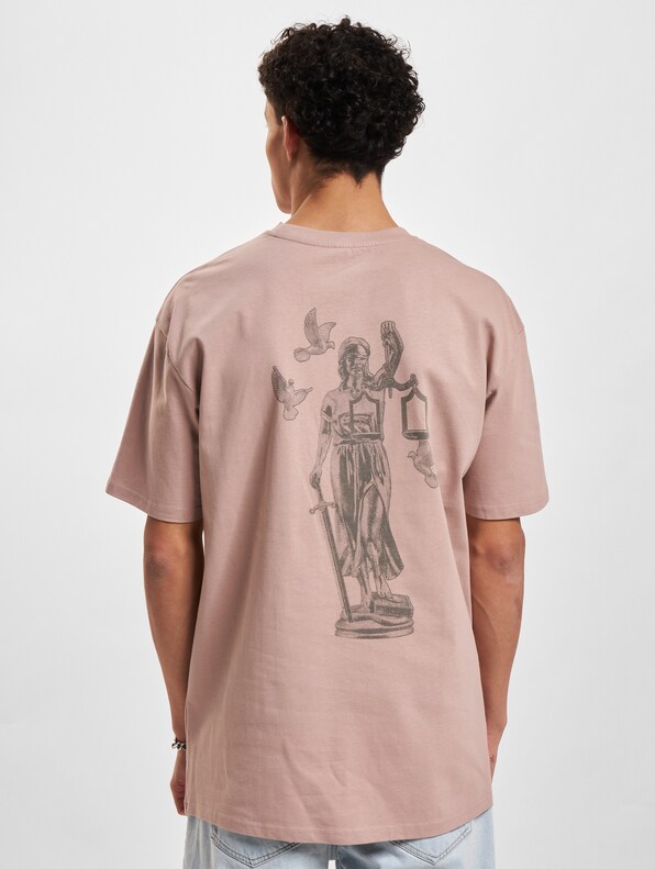 Upscale Justice Oversize-1