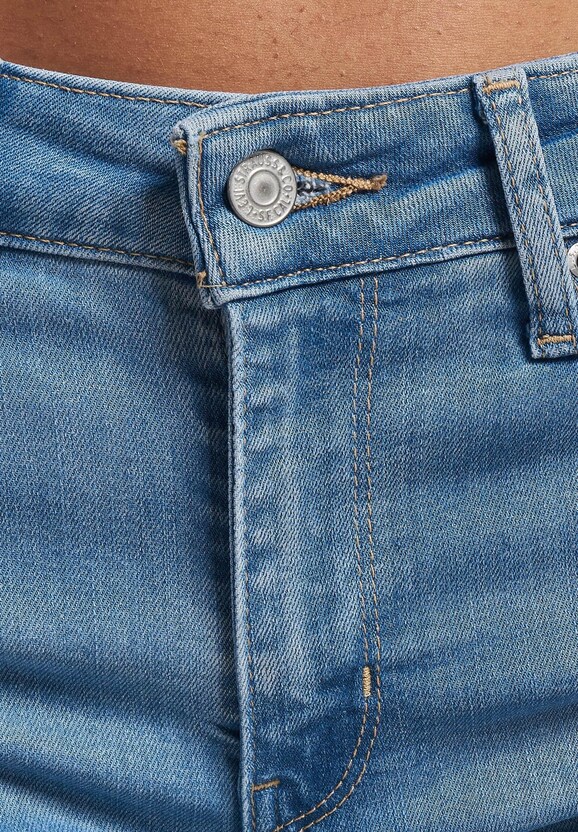 Levi's® 711 Skinny Jeans-3