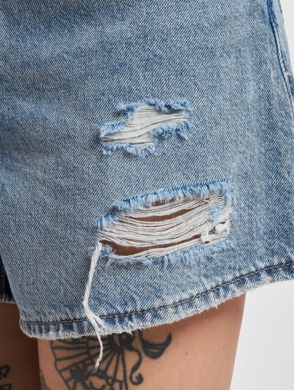 Levi's® 80s Mom Shorts Z7227 Light Indigo-4