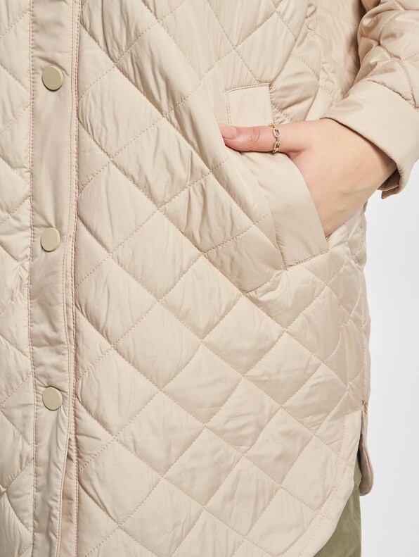 Only Newtanzia Long Quilt Shacket Coat Oxford-4