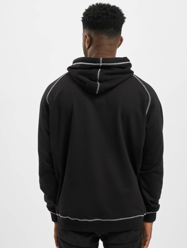 Contrast Stitching-1