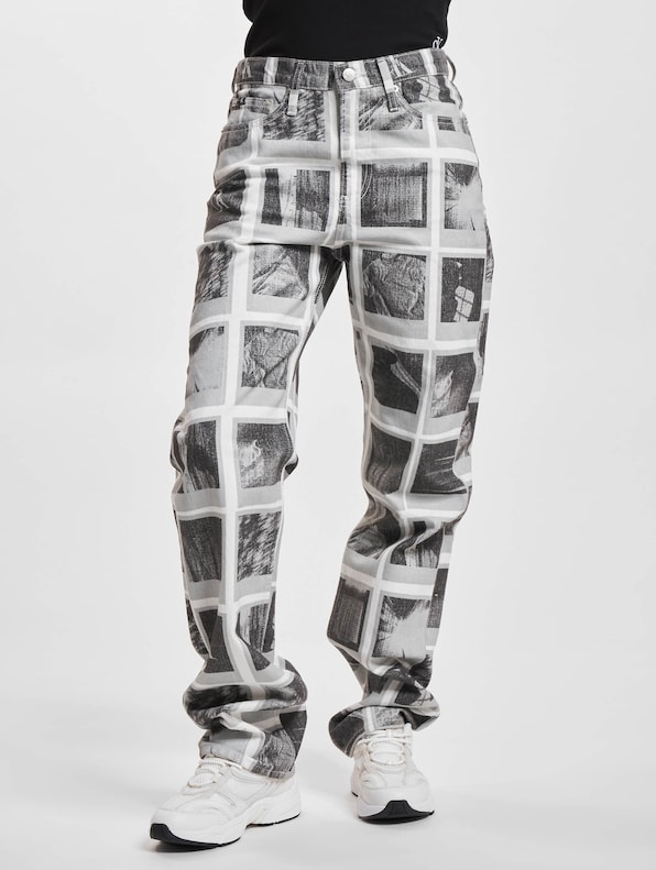 Calvin Klein Jeans Polaroid High Rise Jeans-2