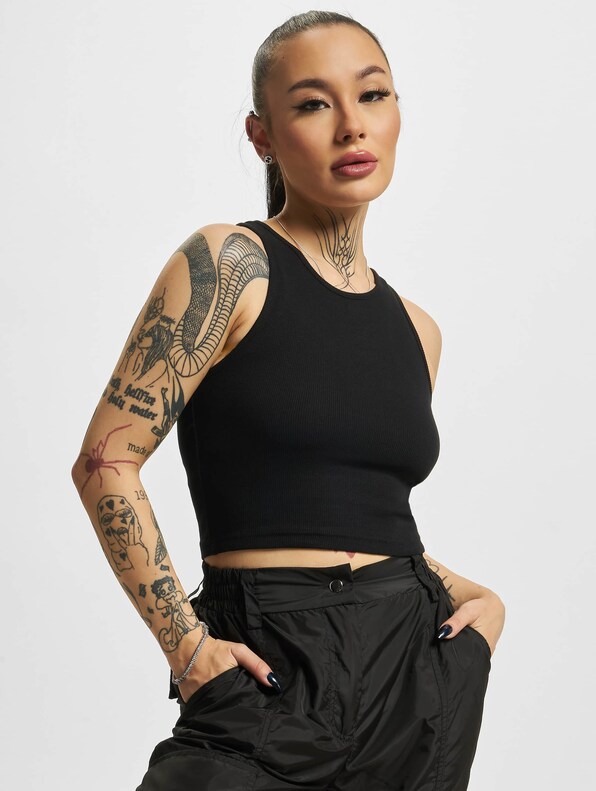 Cropped Rib-2